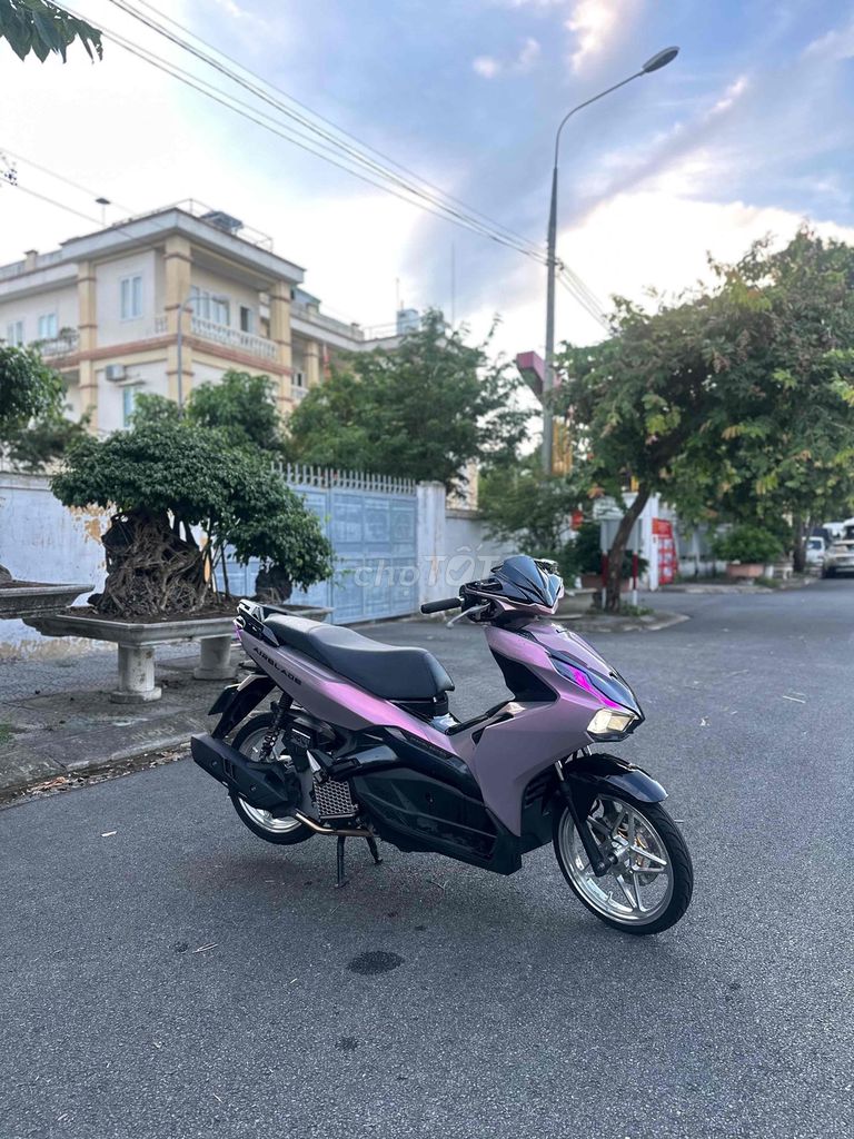 Honda Air Blade 2 van Hồng tím. Mua bán Xe máy tại Quận Thanh Khê Đà Nẵng được đăng bởi Ku Tý hình 3
