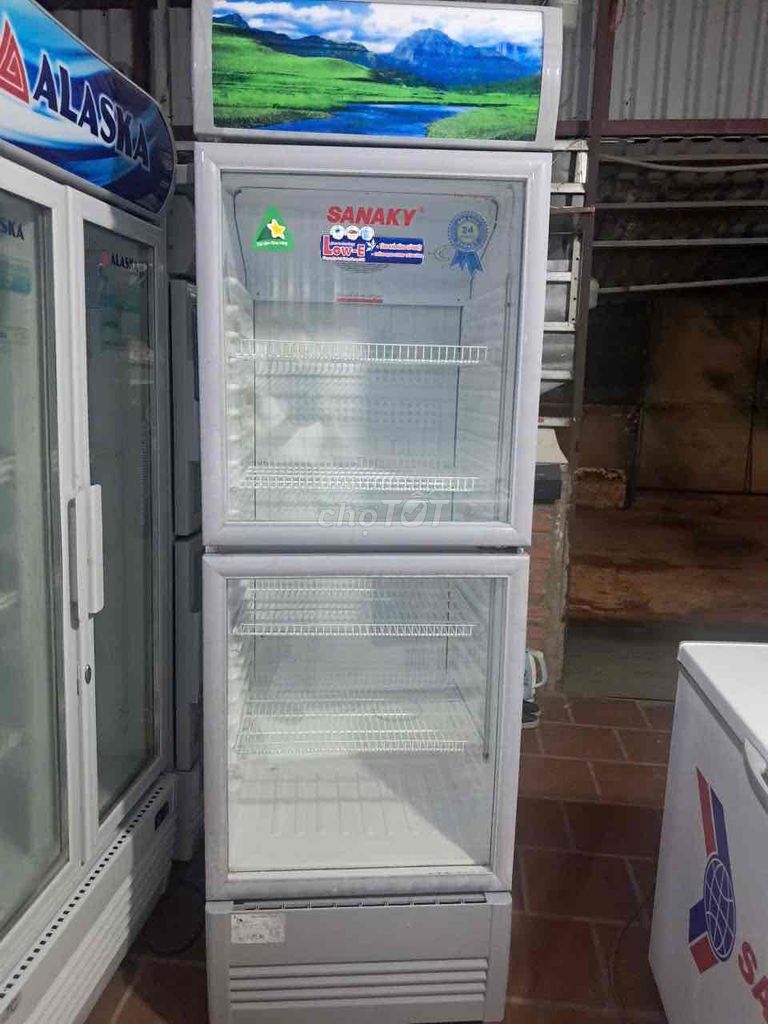 Tủ mát Sanaky 400 lít Trắng. Mua bán Tủ lạnh tại Quận Tân Phú Tp Hồ Chí Minh được đăng bởi Mai Thúy hình 1