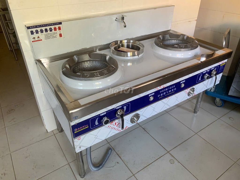 Bếp ga công nghiệp hoả tiễn đôi. Mua bán Bếp, lò, đồ điện nhà bếp tại Quận Sơn Trà Đà Nẵng được đăng bởi THẾ GIỚI ĐỒ CŨ 349 Hồ Hán Thương Sơn Trà Đà nẵng hình 1