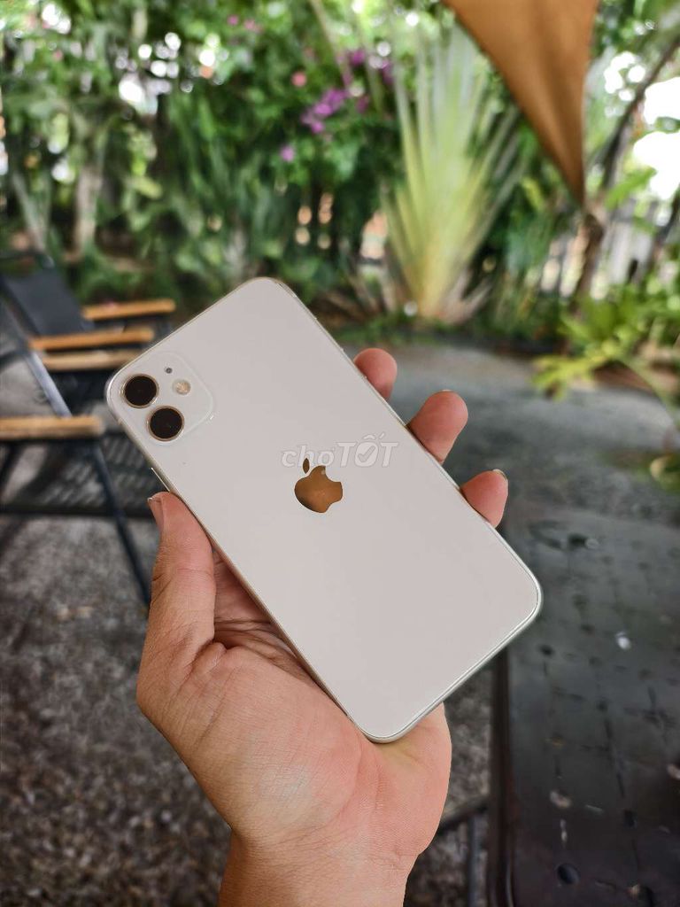 Apple iPhone 11 64GB Trắng Đã sử dụng. Mua bán Điện thoại tại Thành phố Buôn Ma Thuột Đắk Lắk được đăng bởi Dũng Nguyễn hình 1