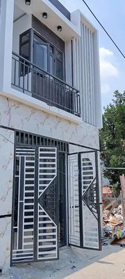 Nhà 1 lầu 1 trệt an phú, sát bên KDC Vietsing .Cách ngã sáu an phú 1km. Mua bán nhà ở tại Thành phố Thuận An Bình Dương được đăng bởi Ngọc Sơn
