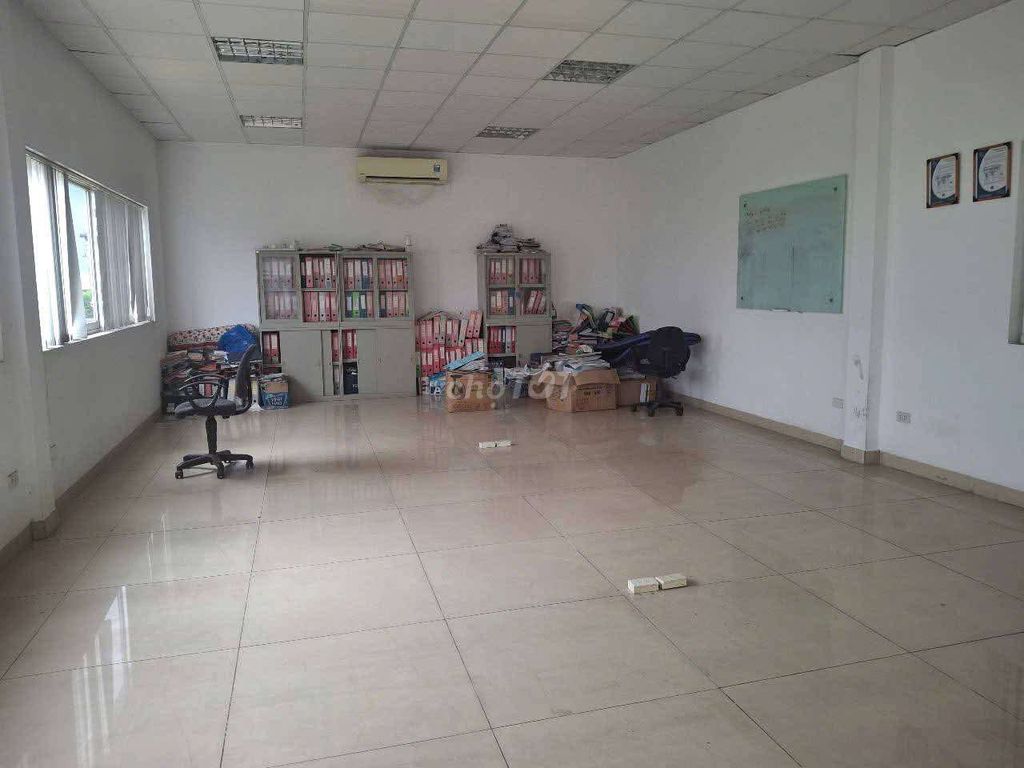 Cần bán xưởng 7.800m2 trong KCN Tân Uyên Bình Dương. Mua bán văn phòng, mặt bằng kinh doanh tại Thị xã Tân Uyên Bình Dương được đăng bởi KHO XƯỞNG MIỀN NAM  hình 2