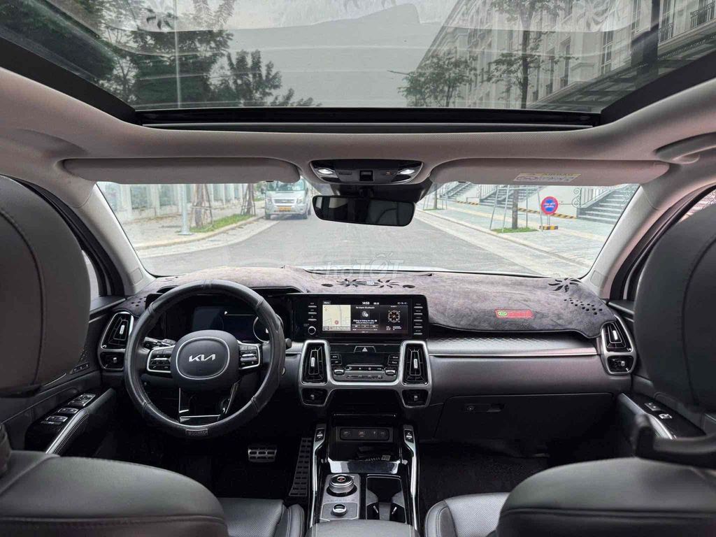 Kia Sorento 2022 - 18000 km. Mua bán Ô tô tại Quận 8 Tp Hồ Chí Minh được đăng bởi ÚT TÁO hình 3