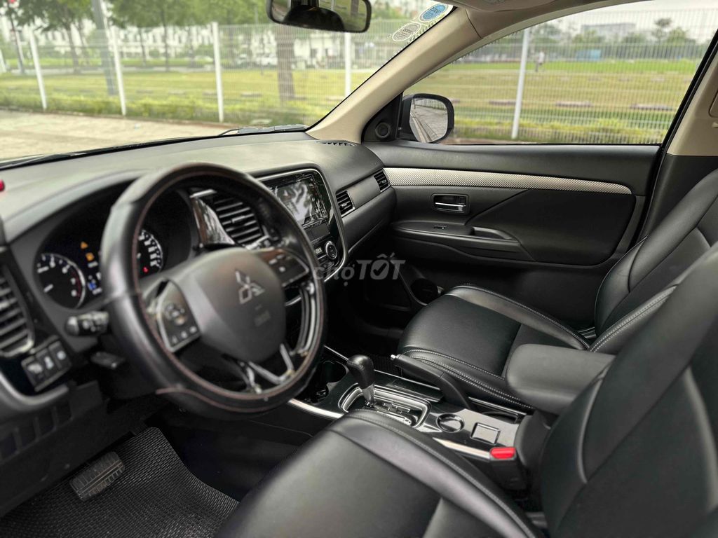 Mitsubishi Outlander 2019 2.0 CVT -. Mua bán Ô tô tại Quận Cầu Giấy Hà Nội được đăng bởi Đức Lợi Auto hình 18