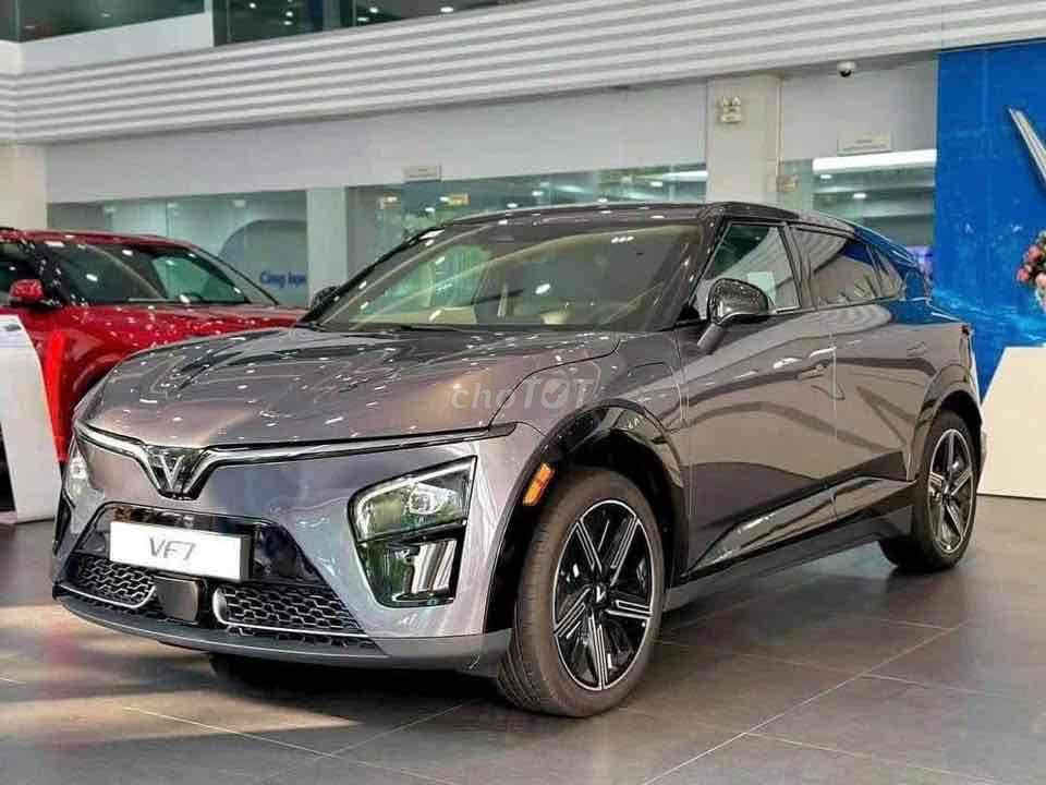 ВОЗМОЖНОСТЬ ПРИОБРЕСТИ VINFAST VF 7 — ЦЕНА ВСЕГО ОТ 633 МИЛЛИОНОВ!