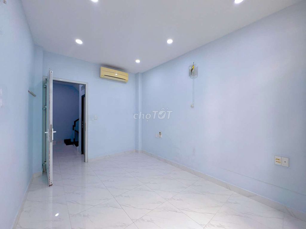 BÁN NHÀ KHU VỰC ĐẮC ĐỊA NGAY NGÃ TƯ CAO THẮNG VÀ ĐIỆN PHỦ Q.10. Mua bán Nhà ở tại Quận 10 Tp Hồ Chí Minh được đăng bởi Hoai Nam hình 5