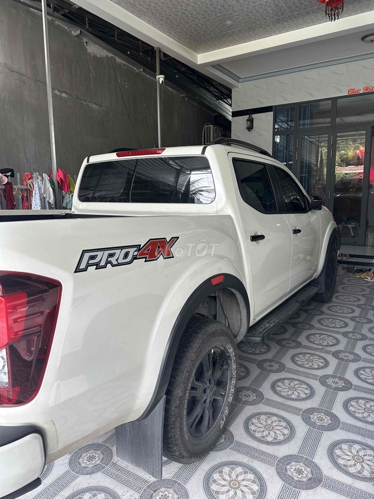 Nissan Navara 2022 PRO4X - 32000 km. Mua bán Ô tô tại Thành phố Nha Trang Khánh Hòa được đăng bởi trung le hình 4