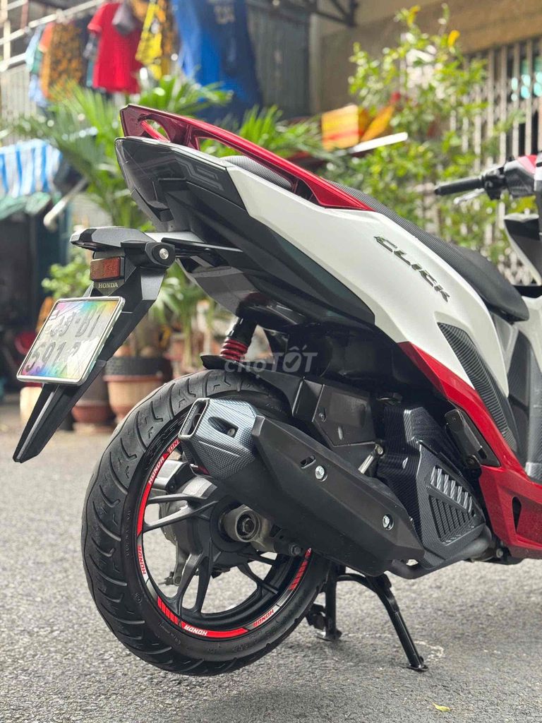 Нажмите 150i 2019, белый, красный, 16 000 мм, основной bstp