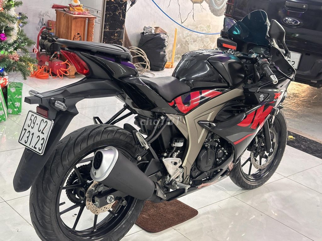 Suzuki GSX R150 2018 Đen. Mua bán Xe máy tại Huyện Bình Chánh Tp Hồ Chí Minh được đăng bởi Xe Máy Vinh hình 6