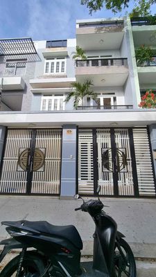Аренда · 5 комн. · 126 м² · Quận Bình Tân, ул. Đường 4