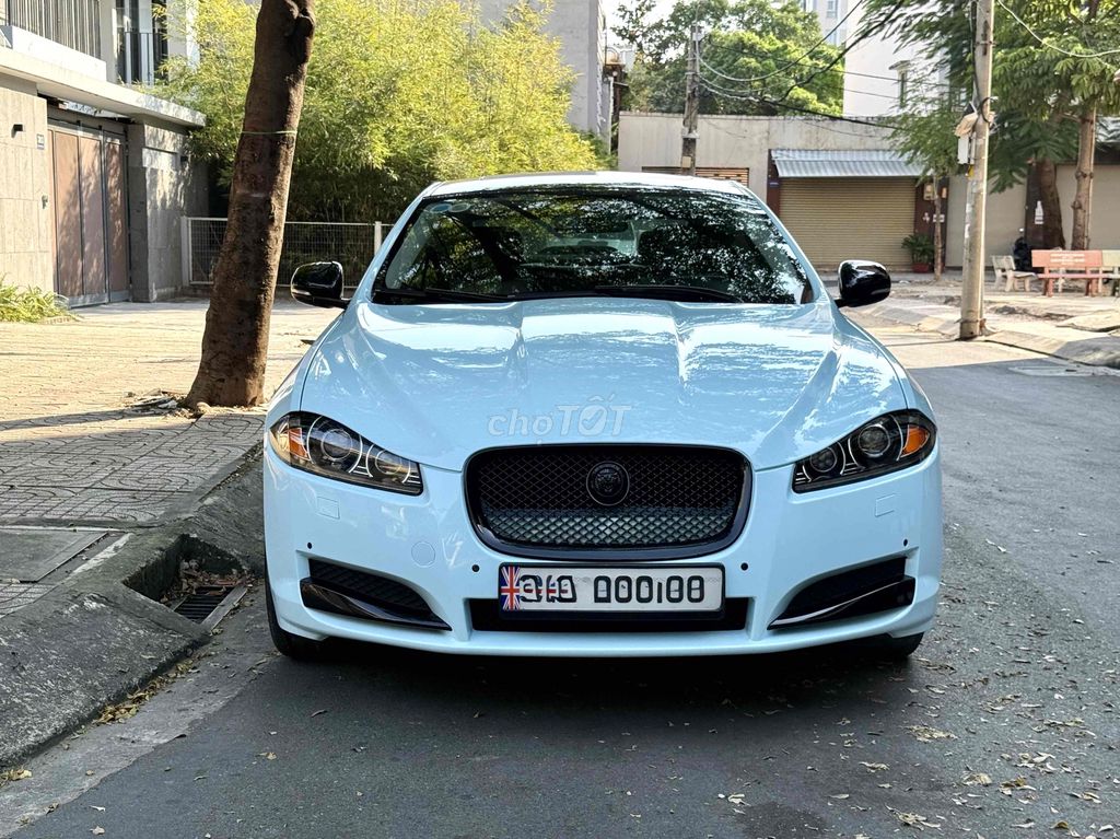 Jaguar XF 2013 2.0 AT - 90000 km. Mua bán Ô tô tại Quận Tân Phú Tp Hồ Chí Minh được đăng bởi Lê Băng Vinh hình 1