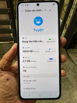 Galaxy Z Flip4 128GB zin toàn bộ đẹp 98%. Mua bán Điện thoại tại Quận 8 Tp Hồ Chí Minh được đăng bởi Thiên Hòa mobile 