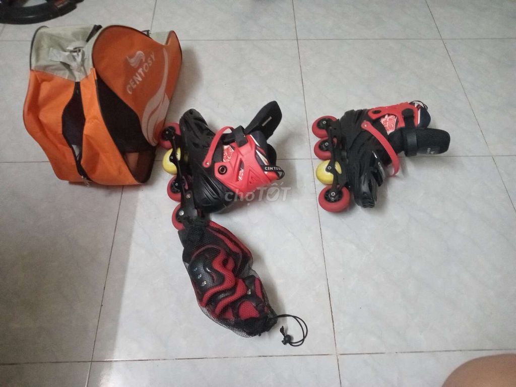 Giày Patin Centosy Lion Đỏ Đen. Mua bán Đồ thể thao, Dã ngoại tại Quận Hải Châu Đà Nẵng được đăng bởi QUỐC ANH LÊ hình 1