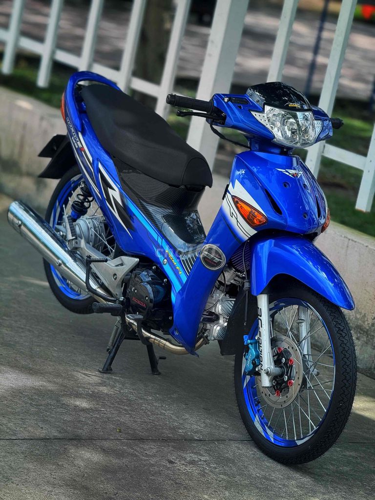 Honda Future Wave 125 синий 62+4 4 клапана Fi Вьетнам
