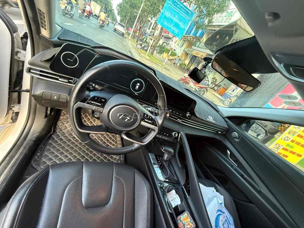 Hyundai Elantra 2022 Elantra 1.6 AT - 29000 km. Mua bán Ô tô tại Thành phố Vũng Tàu Bà Rịa - Vũng Tàu được đăng bởi mua bán hàng thanh lý giá rẻ hình 5