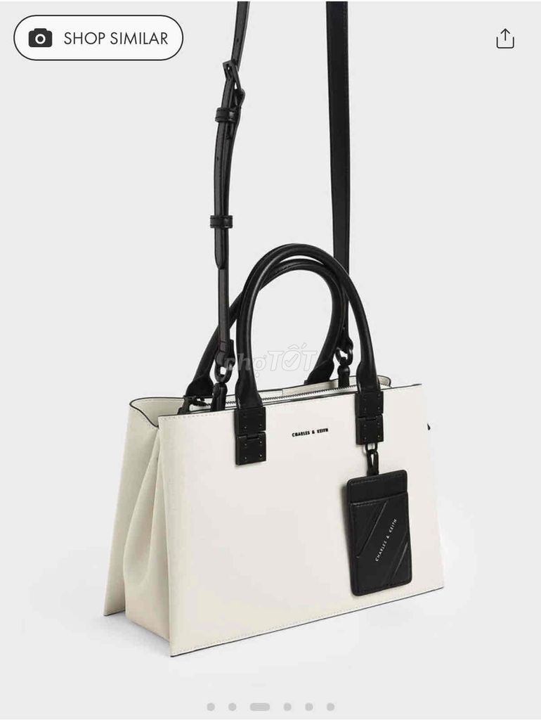 Pass lại túi CHARLES & KEITH hàng mới 100%