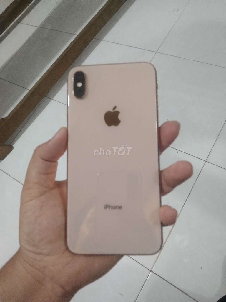 Apple iPhone XS Max 64 Sài êm. Mua bán Điện thoại tại Quận Cái Răng Cần Thơ được đăng bởi Ý Nguyễn hình 1