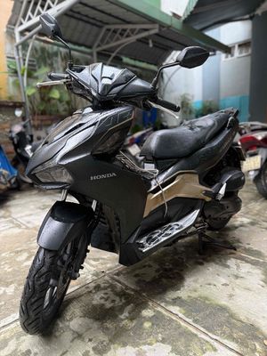 Airbalde đen mù khoá ga bs43, máy zin ngon.. Mua bán Xe máy tại Quận Thanh Khê Đà Nẵng được đăng bởi Nhan Nguyen