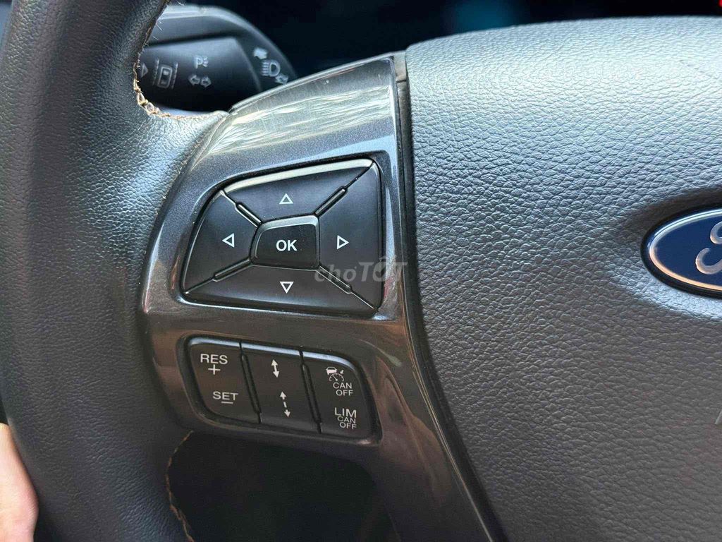 Ford Ranger 2020 WILDTRAK 2.0L 4x4 AT - 30000 km. Mua bán Ô tô tại Thành phố Biên Hòa Đồng Nai được đăng bởi Bạch Hoàng Nam hình 7