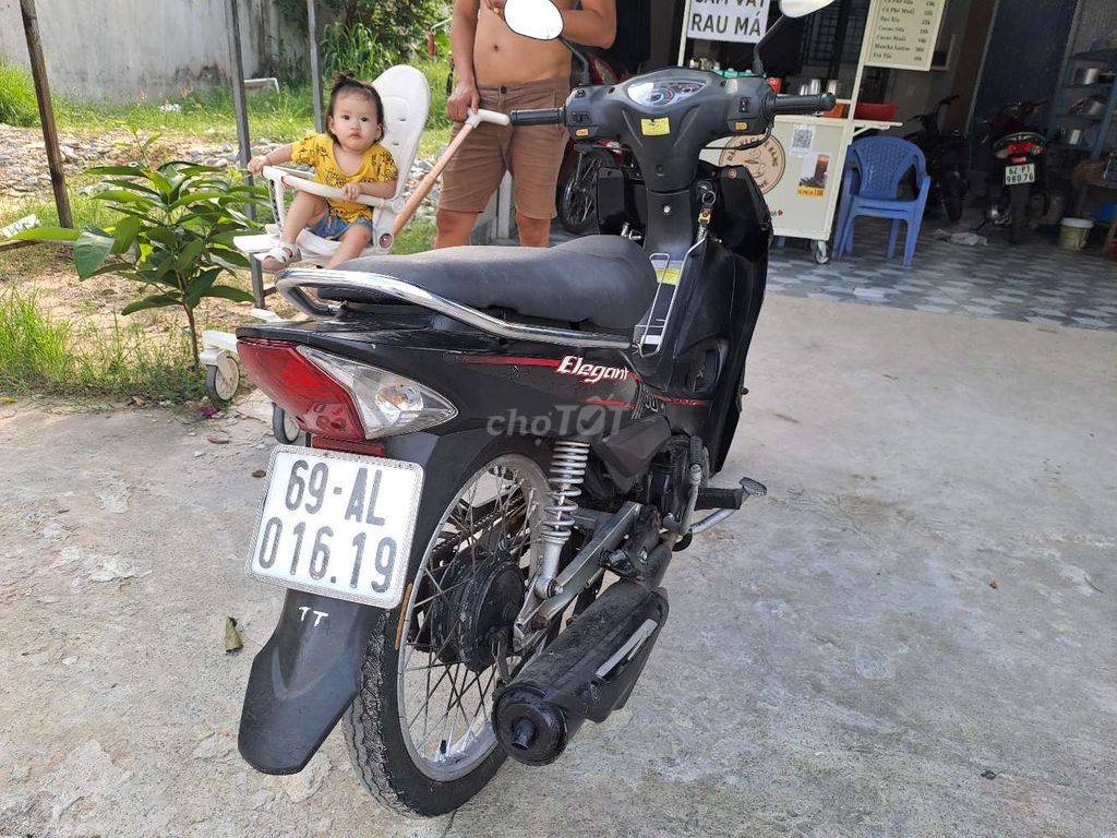 Xe SYM Elegan 50 cc. Mua bán Xe máy tại Thành phố Thủ Dầu Một Bình Dương được đăng bởi nguyễn văn thành hình 3