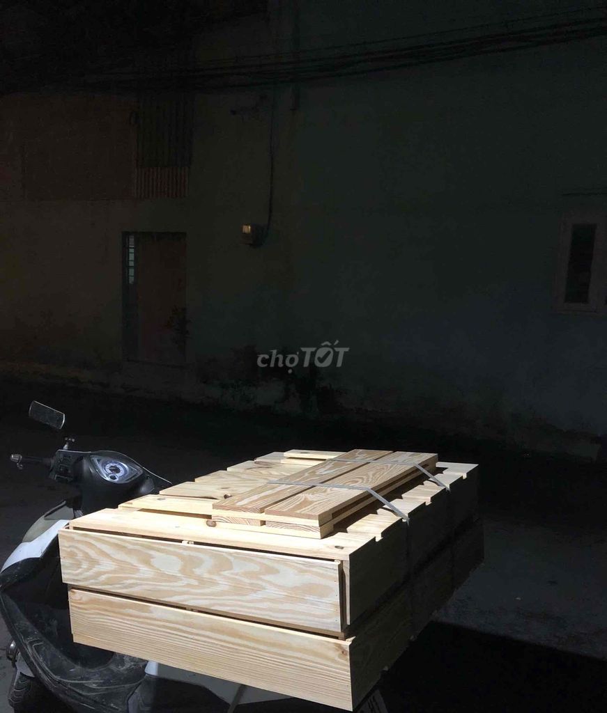 Giường Pallet ₫¥@ Gỗ Thông &/// Khách Alo là có