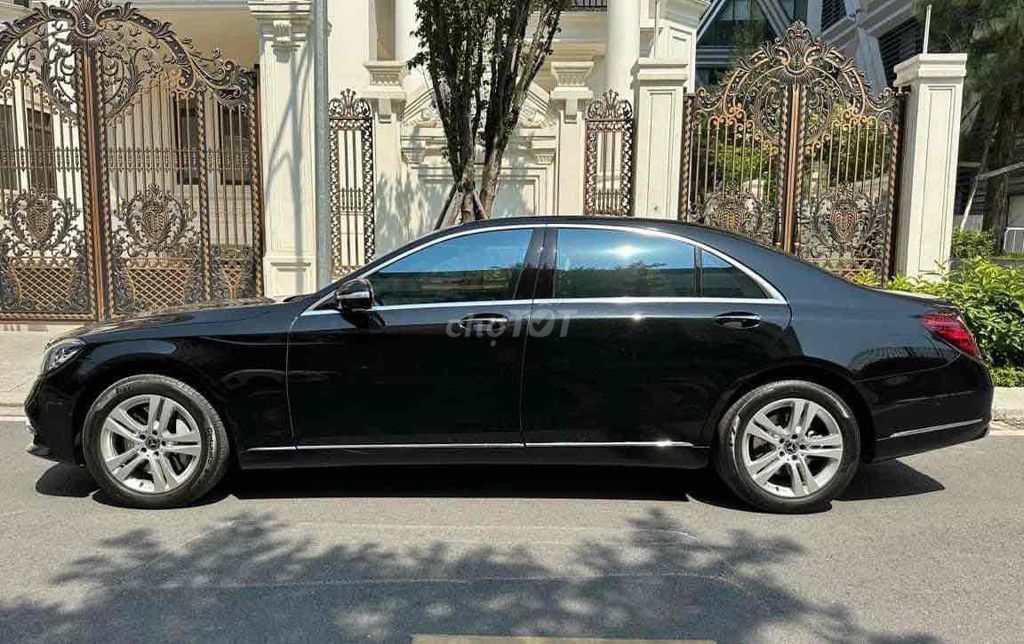 Mercedes Benz S450 model 2018 đen nâu siêu mới