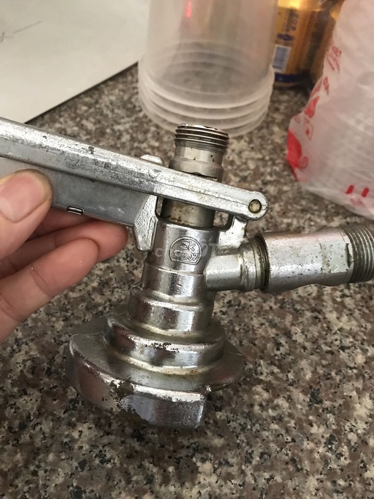 Van mở bia hơi Kim loại Bạc. Mua bán Dụng cụ nhà bếp tại Huyện Thuỷ Nguyên Hải Phòng được đăng bởi Trà Tiến Quý hình 1