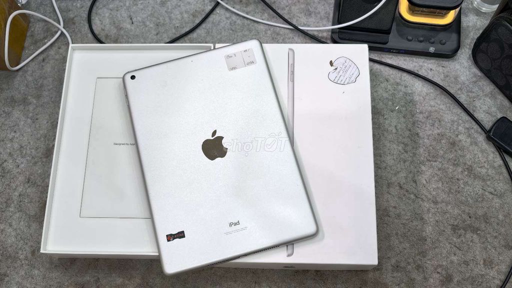 Apple iPad Gen 9 256GB Bạc. Mua bán Máy tính bảng tại Quận Thanh Xuân Hà Nội được đăng bởi Kim Ngân hình 1