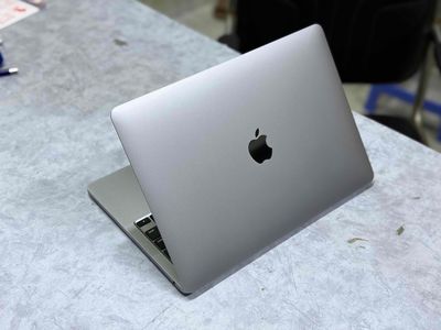 Apple MacBook Pro M2 Retina Xám Like New