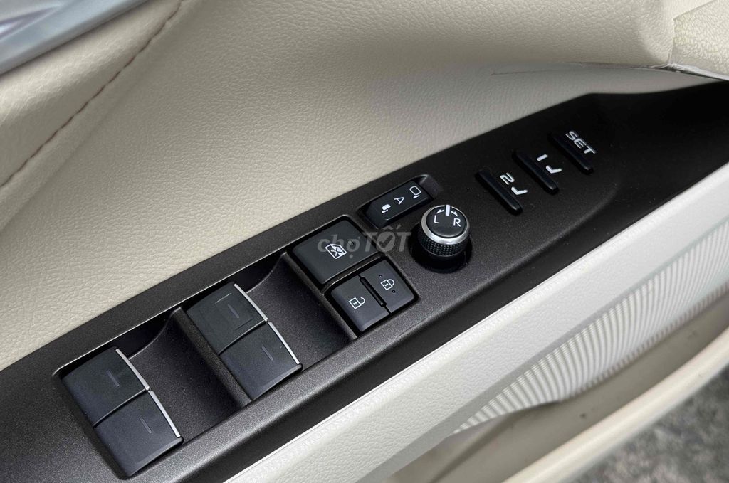🚘Siêu phẩm Camry 2.0Q 2022 siêu đẹp cập bến🚘. Mua bán Ô tô tại Thành phố Dĩ An Bình Dương được đăng bởi Dương hình 10