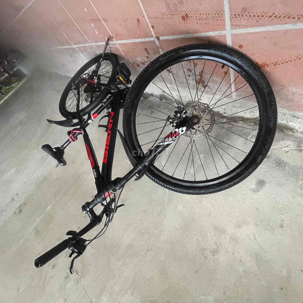 Xe đạp thể thao còn mới 90%. Mua bán Xe đạp tại Quận Cầu Giấy Hà Nội được đăng bởi C Trang hình 4