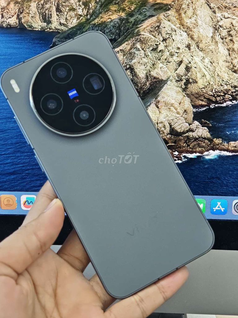 Vivo X300 512Gb nhỏ gọn bán hoặc đổi. Mua bán Điện thoại tại Quận Hải Châu Đà Nẵng được đăng bởi Nguyễn Hưng hình 1