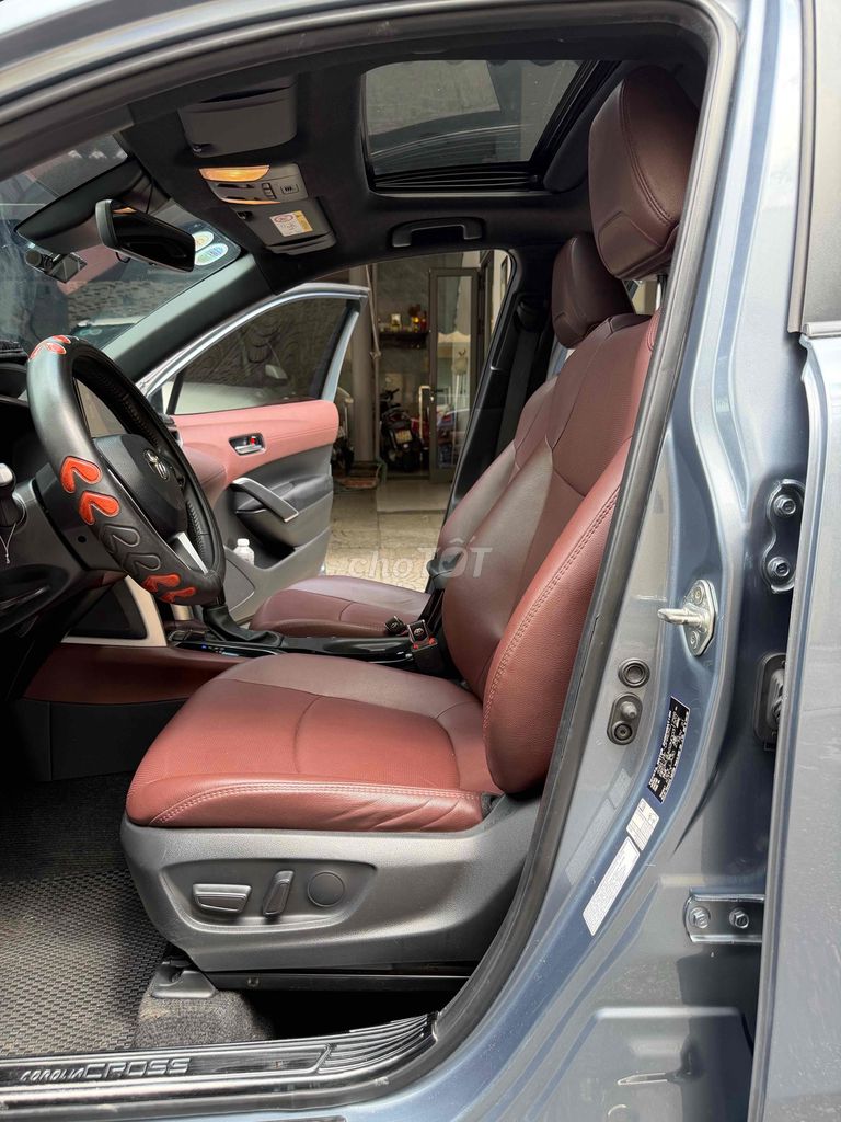 Toyota Corolla Cross 2021 1.8V - 45000 km. Mua bán Ô tô tại Quận Cẩm Lệ Đà Nẵng được đăng bởi Phước Auto hình 13