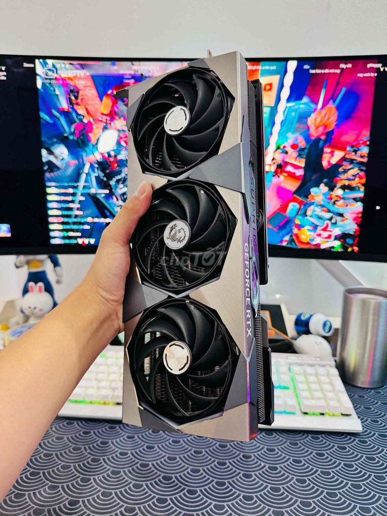 RTX 4070Ti Suprim X , Rog Strix