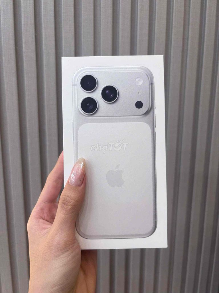17 Pro 256GB Bạc Chính hãng VN Mới 100% New Seal. Mua bán Điện thoại tại Quận Ninh Kiều Cần Thơ được đăng bởi Quý Mobile Cần thơ hình 1