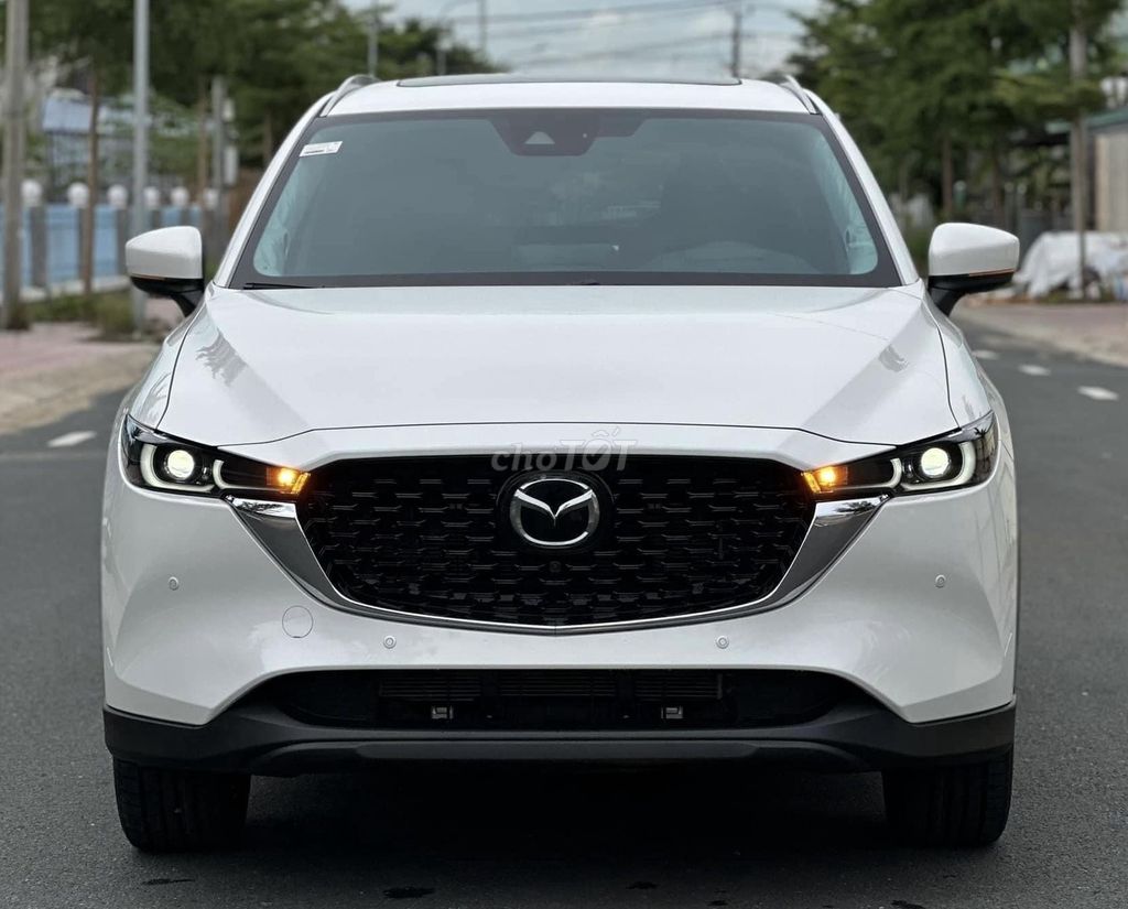 MAZDA CX5 KHUYẾN MÃI 50TR TẶNG BẢO HIỂM XE. Mua bán Ô tô tại Quận 7 Tp Hồ Chí Minh được đăng bởi Tú Mada Kia Phú Mỹ Hưng hình 3