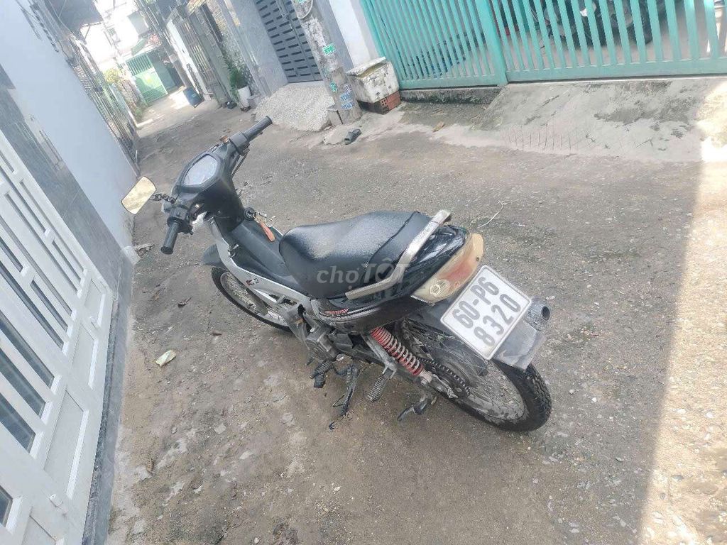 WAYMOTO Sirius liên doanh 2009 Đen-Xám. Mua bán Xe máy tại Huyện Hóc Môn Tp Hồ Chí Minh được đăng bởi Ngọc Quyên  hình 4