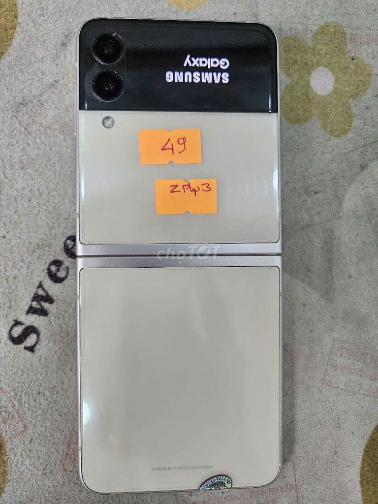 SamSung Galaxy Zflip3 vàng kem leng keng, zin 100%