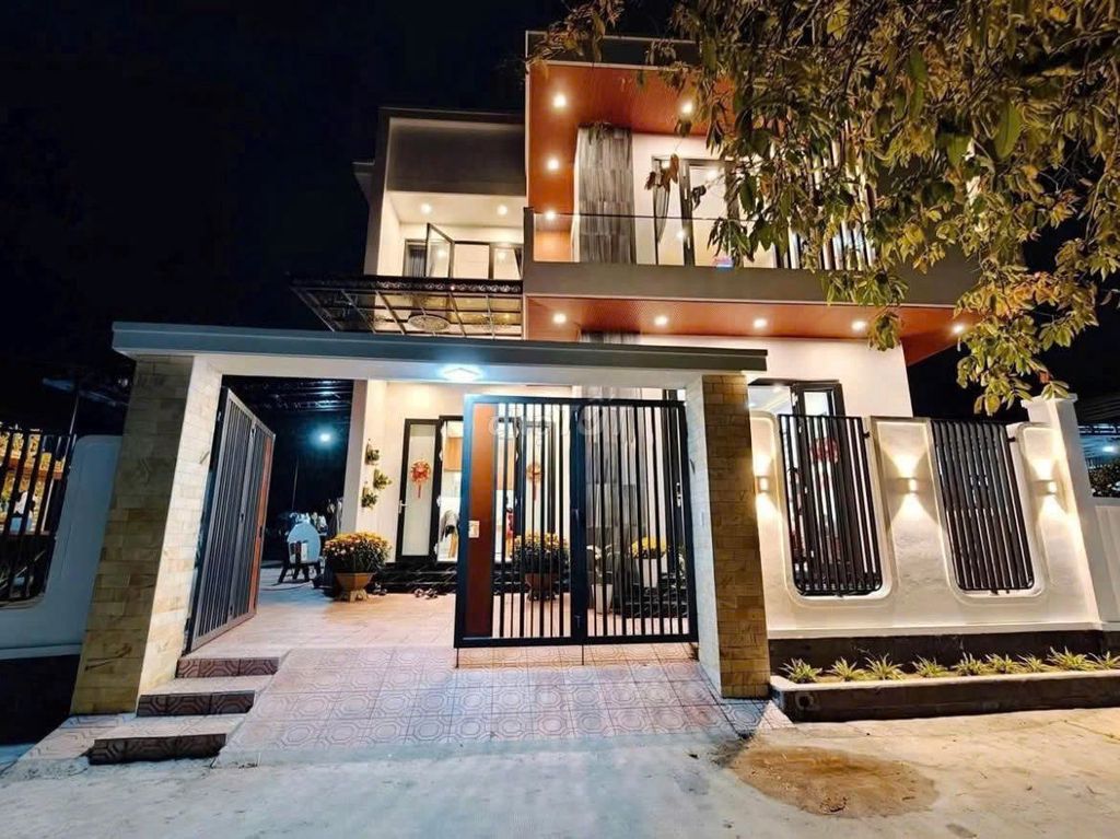 Biệt Thự Mini Sân Vườn Ngay Trạm Thu Phí Bửu Long