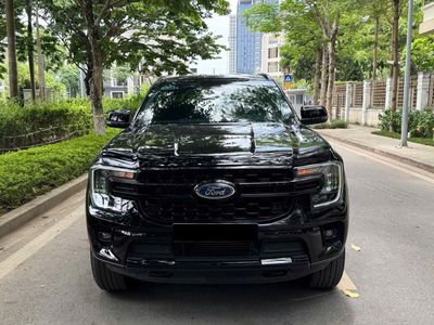 Ford Everest Sport 2024 2.0L 4x2 Đen 23.000 km