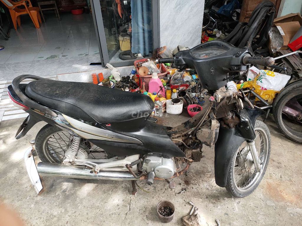 bán nguyên chiếc hoặc 4mon. Mua bán Xe máy tại Quận Bình Thuỷ Cần Thơ được đăng bởi Hoàng Thuận hình 2