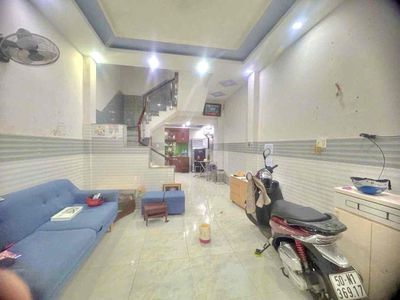 Аренда · 4 комн. · 48 м² · Quận Bình Tân, ул. Đường Ấp Chiến lược