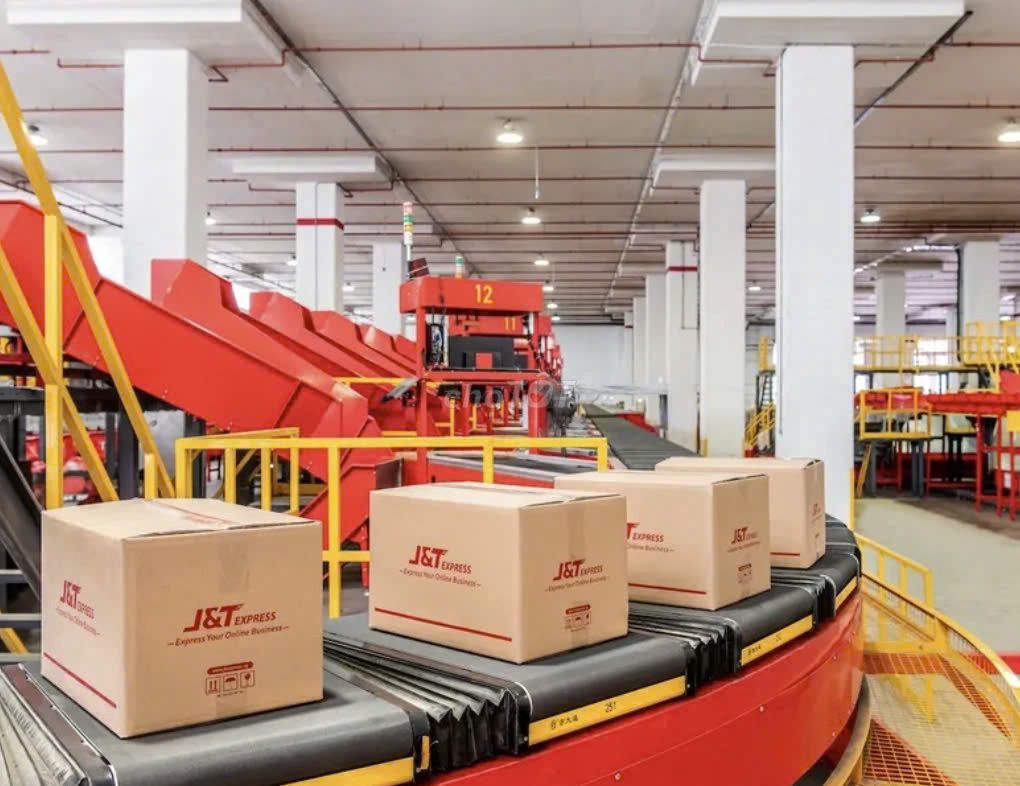 CÔNG NHÂN PHÂN LOẠI HÀNG HÓA TRONG KHO TRUNG TÂM. Việc làm tại Huyện Củ Chi Tp Hồ Chí Minh được đăng bởi Công ty TNHH MTV Chuyển phát nhanh Thuận Phong - CN.HCM (J&T Express) hình 2