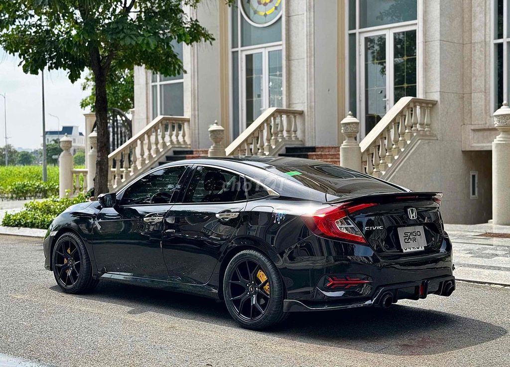 Civic RS 2019 odo 5vkm nhiều đồ xịn giá tốt. Mua bán Ô tô tại Thành phố Thủ Dầu Một Bình Dương được đăng bởi Tín hình 14