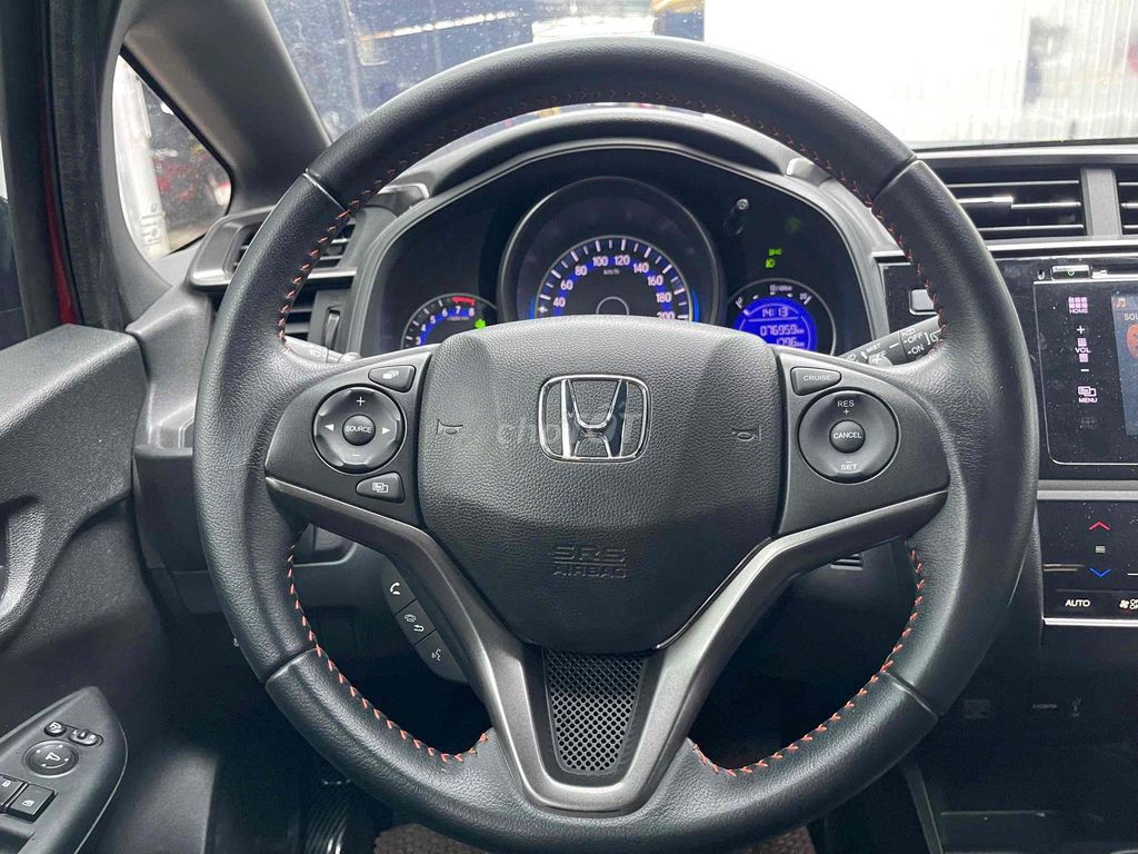 Honda Jazz 2018 RS - 76000 km xe đẹp không lỗi. Mua bán Ô tô tại Thành phố Thủ Đức Tp Hồ Chí Minh được đăng bởi FASTCARS THÁI Ô TÔ CŨ  hình 9