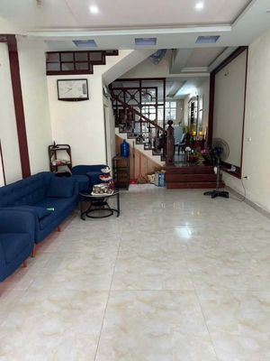 MÌNH CẦN CHO THUÊ CĂN NHÀ 4 TẦNG TẠI PHỐ VĂN CAO GIÁ CỰC TỐT. Cho thuê nhà ở tại Quận Hải An Hải Phòng được đăng bởi Đạt Nhà Thuê