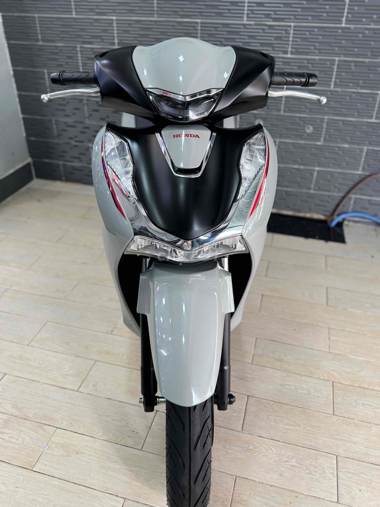 Honda SH160 date 2024 Xám Xi Măng Bs Sài Gòn