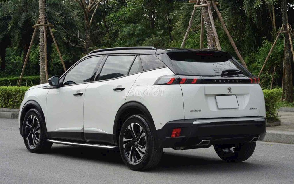 Peugeot 2008 GTLine 2021. Mua bán Ô tô tại Quận Long Biên Hà Nội được đăng bởi Trang Gala hình 4