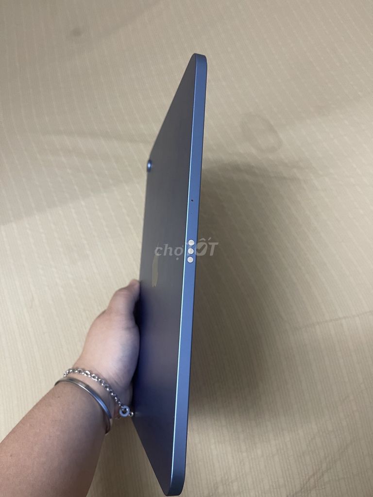  ipad gen 10 màn 10.9 inch đã sử dụng còn box . Mua bán Máy tính bảng tại Quận Bình Tân Tp Hồ Chí Minh được đăng bởi Thư Đặng hình 1