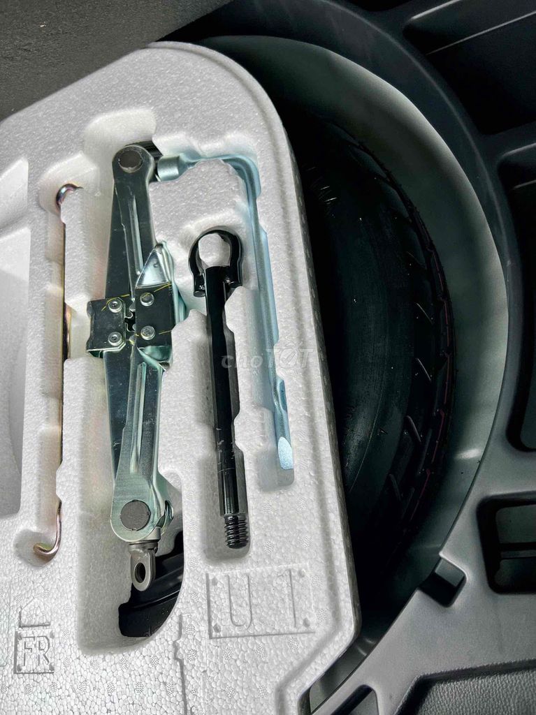 BÁN CROSS XĂNG ĐIỆN 2024 XE ĐI GIA ĐÌNH NHƯ MỚI. Mua bán Ô tô tại Thành phố Thủ Đức Tp Hồ Chí Minh được đăng bởi Thuỳ Vũ Toyota Đông Sài Gòn hình 6